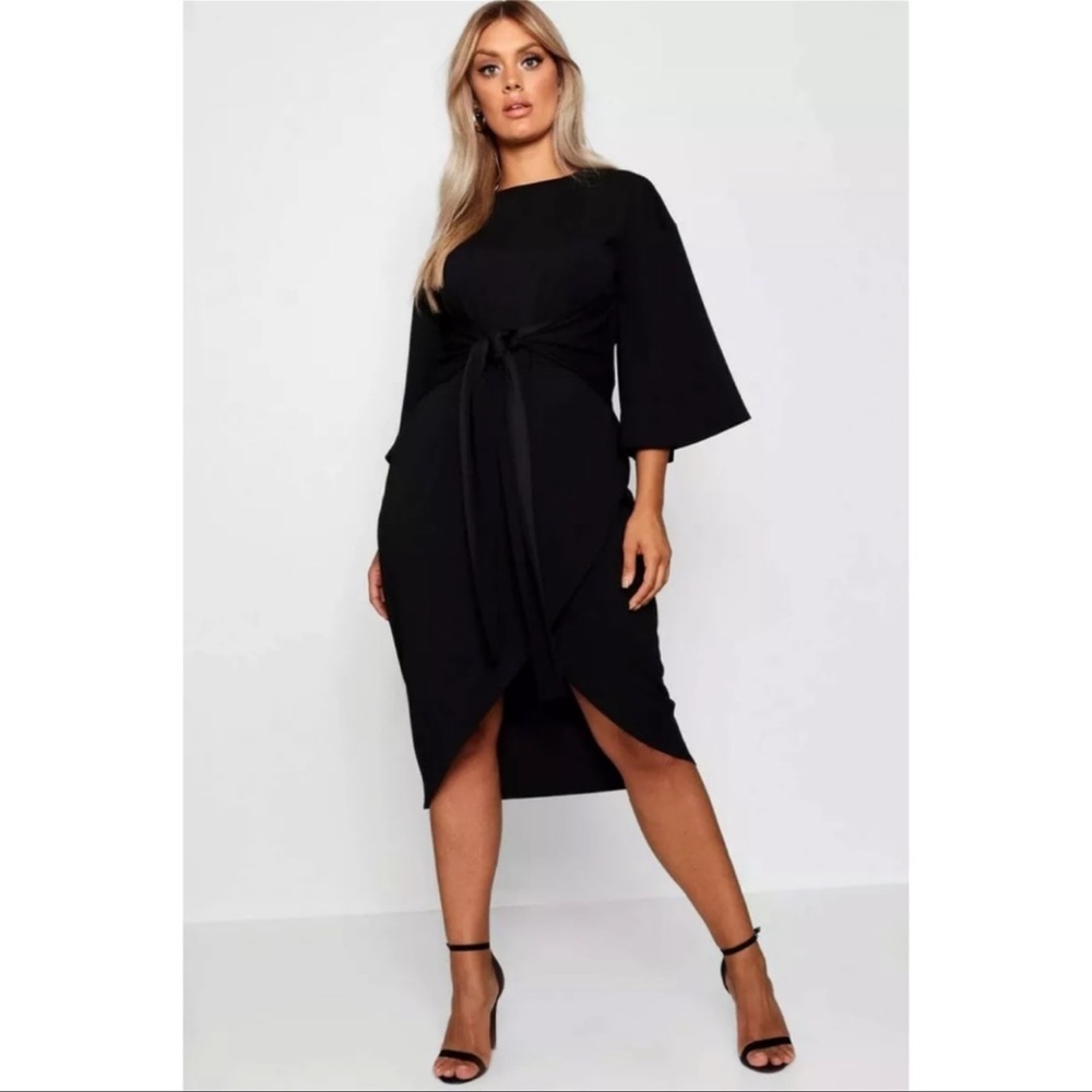 NEW WOMEN’S BOOHOO BLACK WRAP DRESS SIZE 18 PLUS